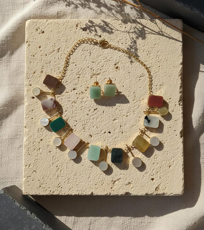Nature Charm Raw Stone Necklace