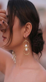 PearlLoop Elegance Earrings
